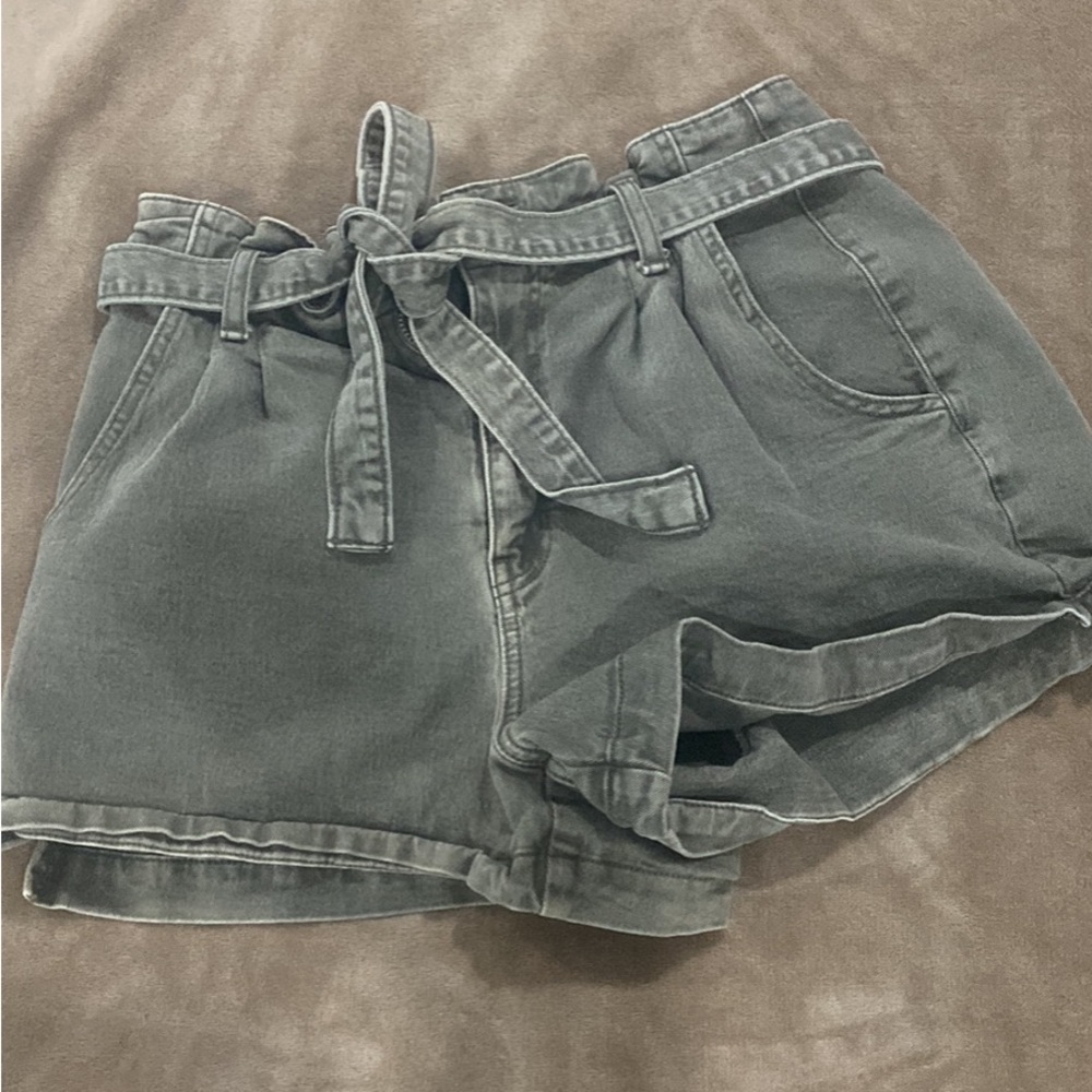 FLASH SALE ❤️ American Eagle women’s shorts